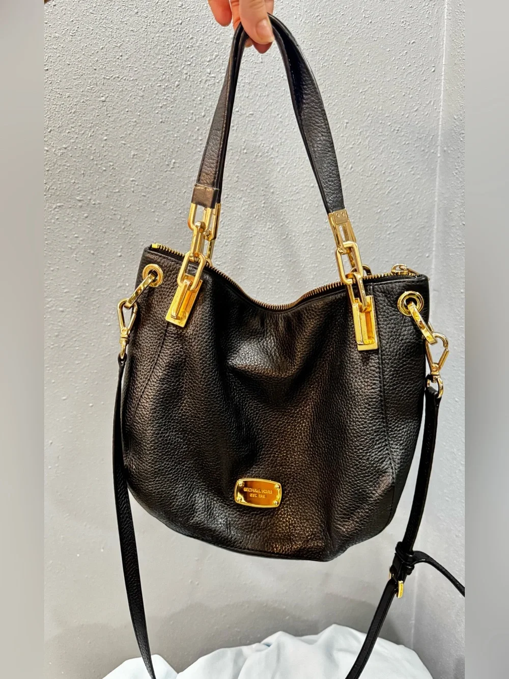 kate spade black structured saffiano satchel with gold hardware